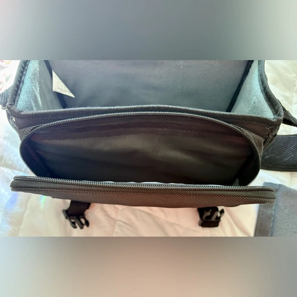 Nikon Black Messenger Camera Bag DSLR